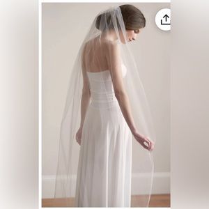 WEDDING VEIL: chapel length wedding veil